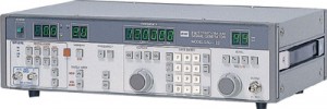 GSG-122 110MHz 立体音FM/AM 信号产生器