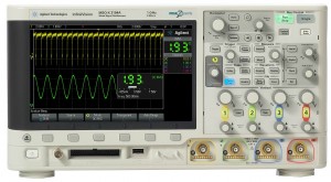 MSOX3104A 示波器： 1 GHz，4 个模拟通道和 16 个数字通道