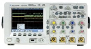 MSO6104A 混合信号示波器：1GHz，4个示波器通道和16个数字通道