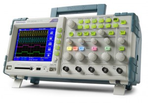 TPS2014B 数字存储示波器